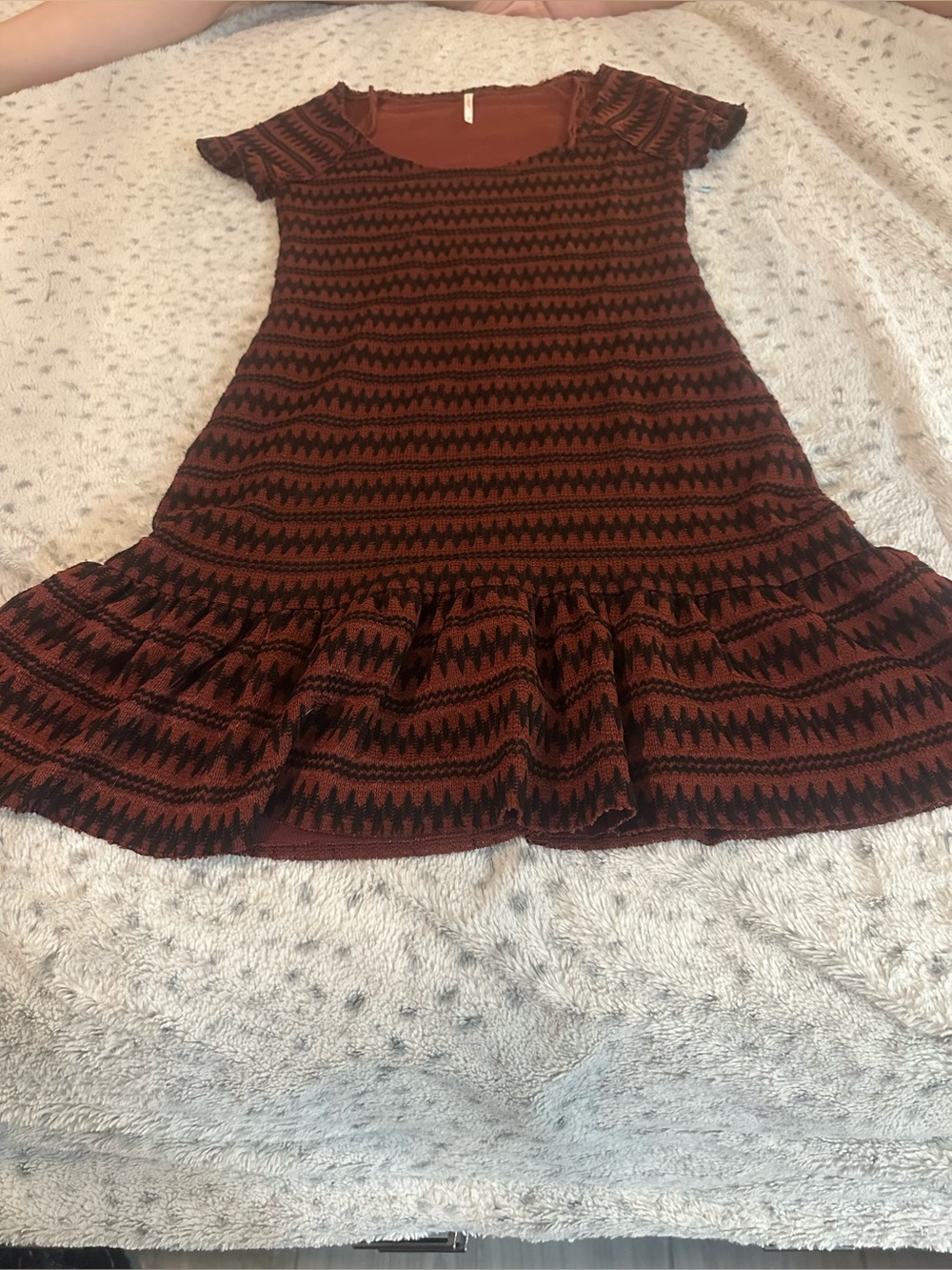 Free People Rust Black Patterned Short Sleeve Ruffle-Hem Dress